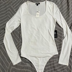 White long sleeve bodysuit